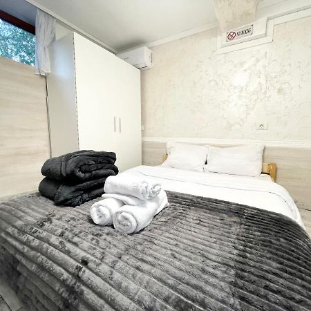 布加勒斯特Metropolitan Retreat公寓 外观 照片